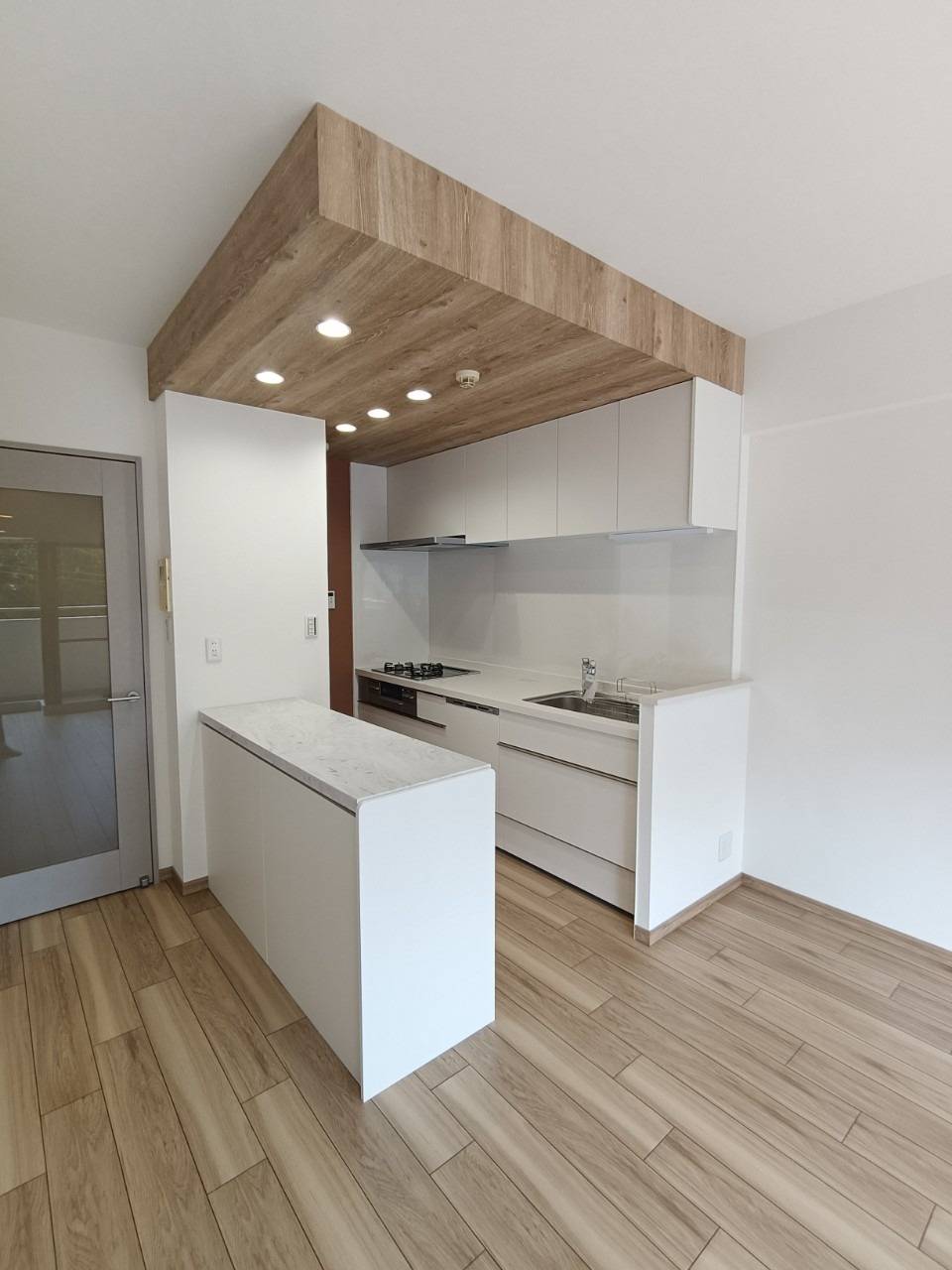 サンヴェール垂水星が丘<br>機能性とデザイン性を兼ね備えた下がり天井