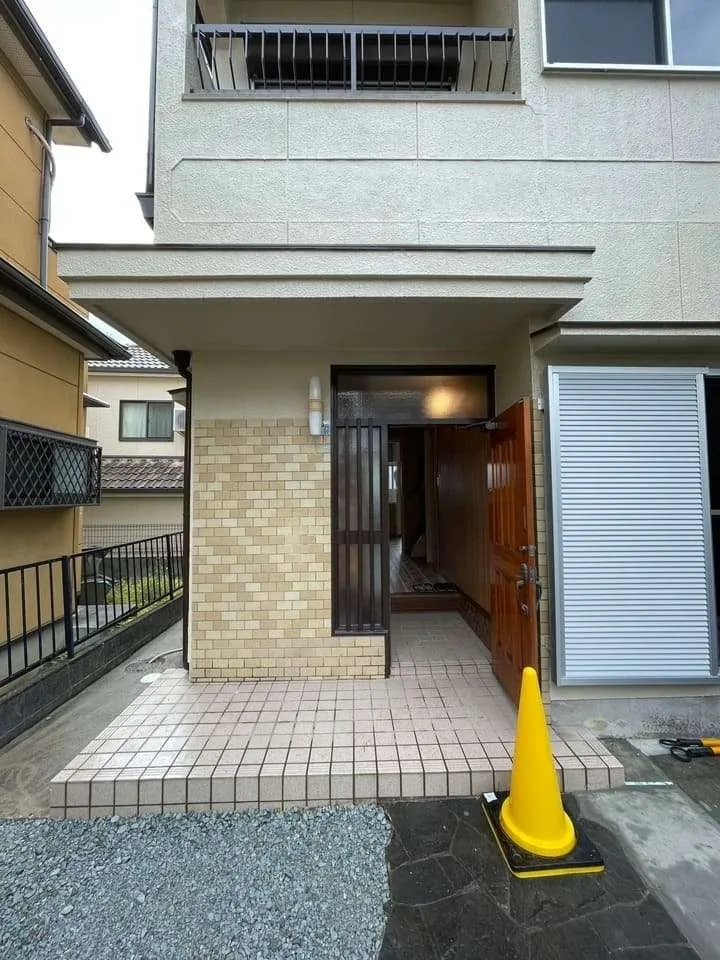 玄関<br>※外構工事中